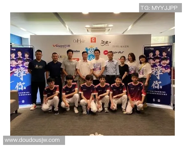 杭州篮球队默契配合分析与战术探讨助力球队提升竞技水平