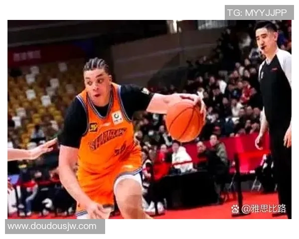 深入分析上海篮球队盯防战术的特点与应用策略