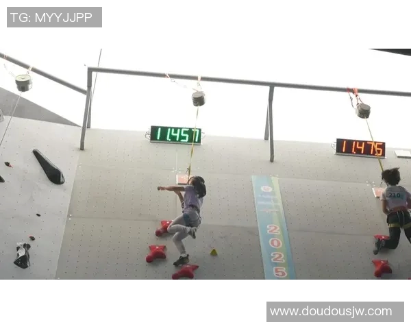 赛后分析:深圳攀岩队与西安攀岩队技术对比与精彩瞬间回顾 赛后分析:深圳攀岩队与西安攀岩队技术对比与精彩瞬间回顾