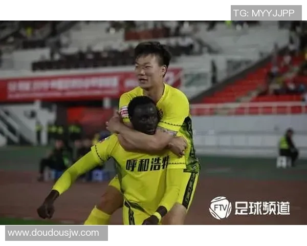 重庆篮球队在全国锦标赛积分榜上以93分稳居第一名展现强劲实力 重庆篮球队在全国锦标赛积分榜上以93分稳居第一名展现强劲实力