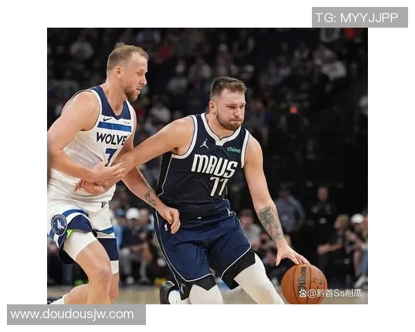 掘金与篮网精彩对决直播回放全程回顾与精彩瞬间分析