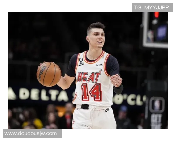 利拉德加盟热火交易完成三首轮选秀权加希罗成交易筹码