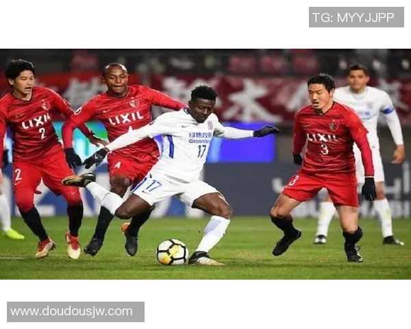 申花与鹿岛鹿角精彩对决视频回顾全场亮点与精彩瞬间分析 申花与鹿岛鹿角精彩对决视频回顾全场亮点与精彩瞬间分析