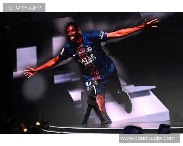 登贝莱的足球之路：从天赋少年到世界级巨星的蜕变与挑战