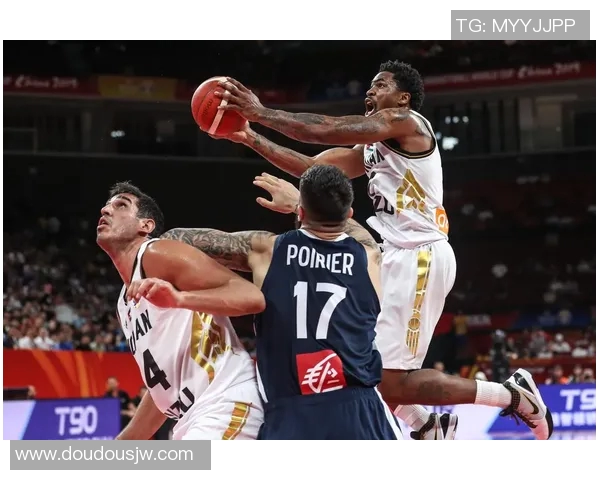 约旦与韩国篮球对决精彩纷呈双方实力较量引发球迷热议 约旦与韩国篮球对决精彩纷呈双方实力较量引发球迷热议