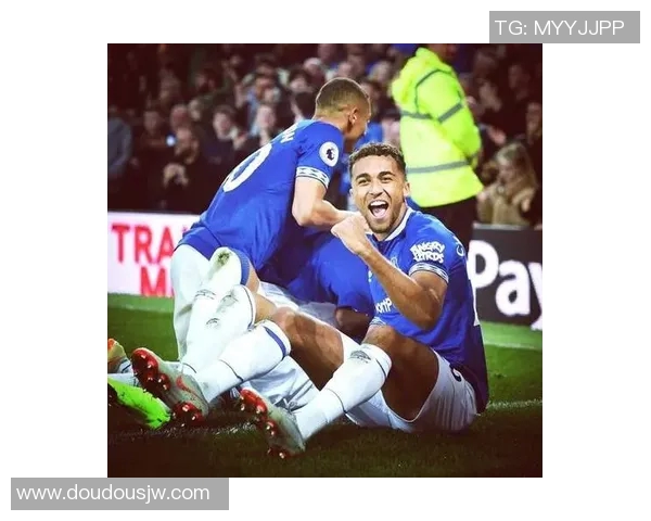 西汉姆对阵埃弗顿精彩直播回顾与赛后分析