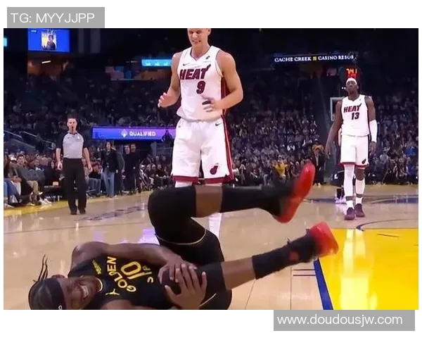 2014年NBA总决赛勇士队与热火队的巅峰对决回顾与精彩瞬间分析